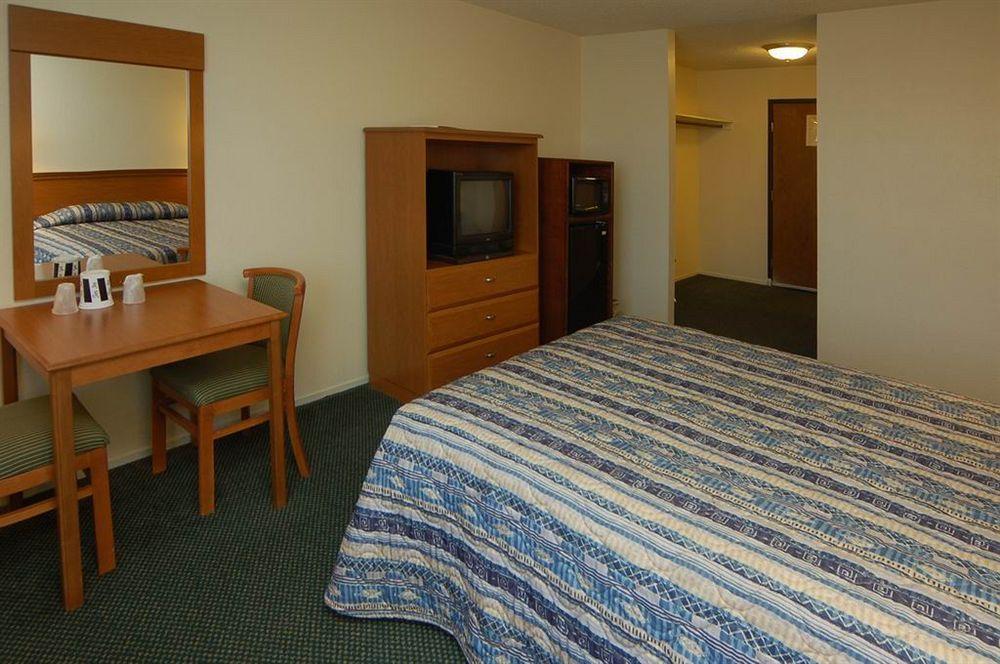 Travelodge by Wyndham Stockton Exteriör bild